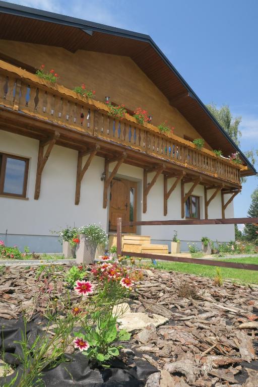 Base Camp Carpathia - B&B Wrocanka