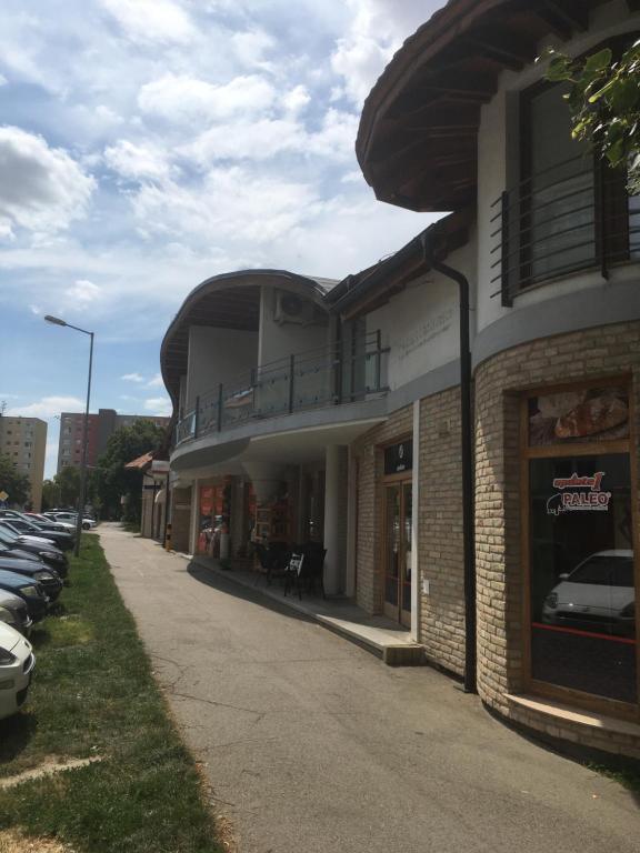 Kondé Apartments C - B&B Dunajská Streda