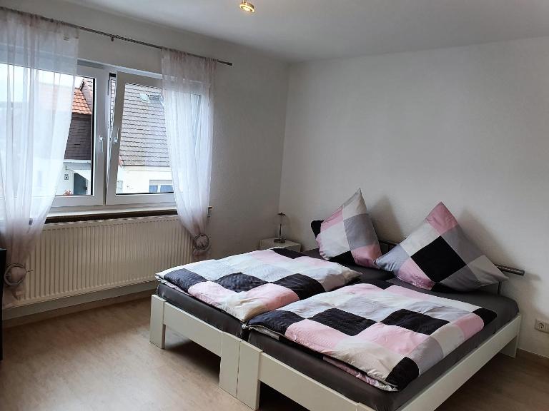 Pension Nickel Ferienwohnung II Waldstraße 18 Alsbach-Hähnlein - Ferienwohnung Alsbach-Hähnlein
