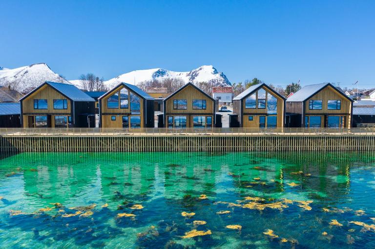 Risøyhamn Sjøhus AS - Ferienwohnung Risøyhamn