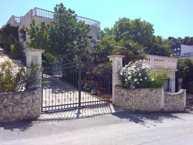 Villa Caroline - Ferienwohnung Trogir