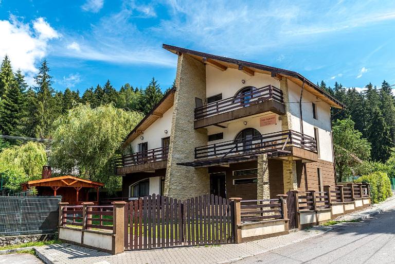 Casa Ligiana - Chambres d'hôtes Buşteni