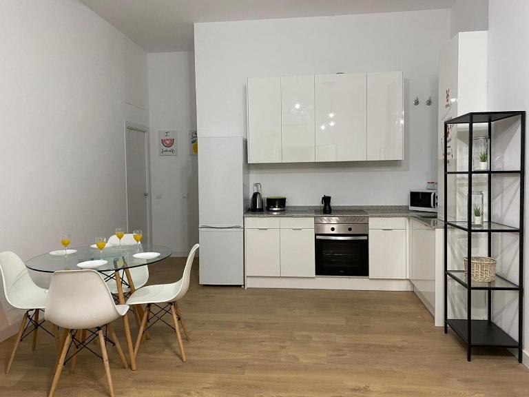 Aluche Aparment C - B&B Madrid