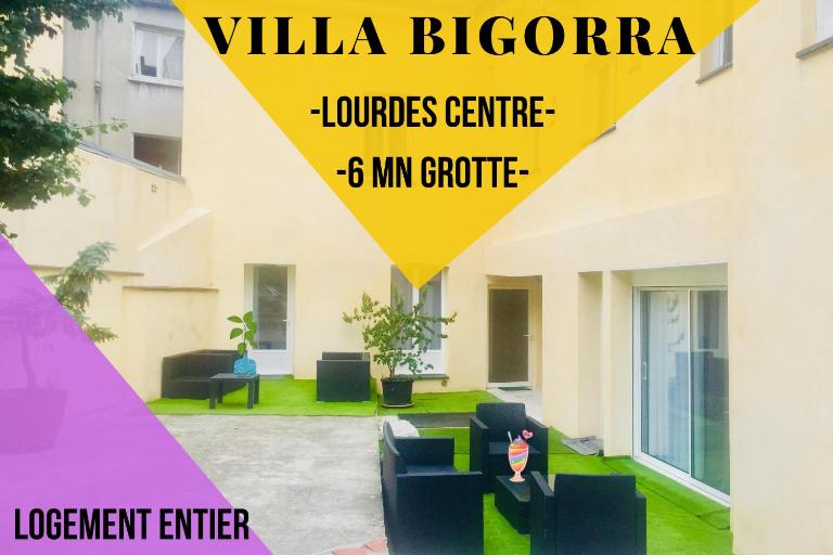 Villa Bigorra Lourdes centre Le Sanctuaire La Grotte , parking - Chambres d'hôtes Lourdes
