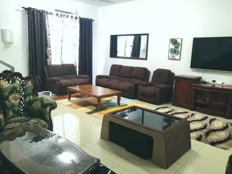 Homestay Sungai Besar, Tmn Yu - B&B Sungai Besar