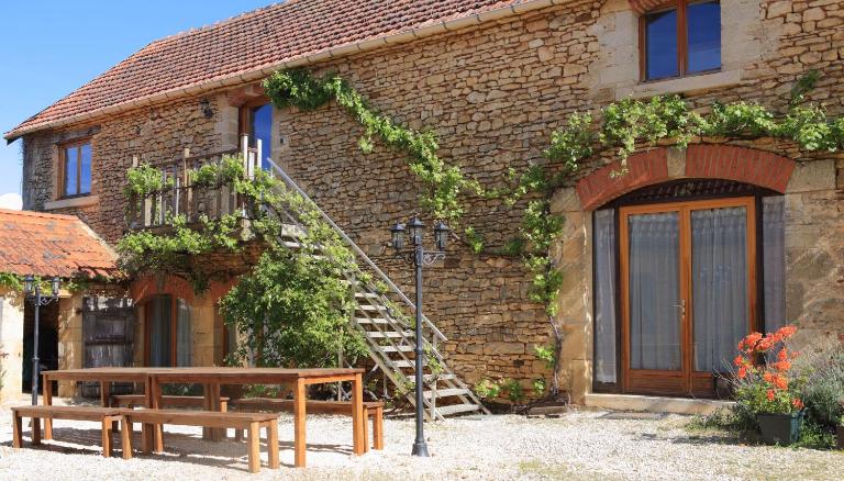 les Tours de Bombel - B&B Saint-Amand-de-Coly