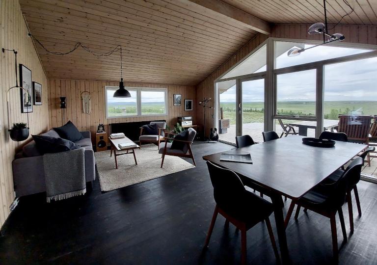 Hilltop Cabin Hekla - Golden Circle - Geysir - Mountain View - Chambres d'hôtes Reykholt