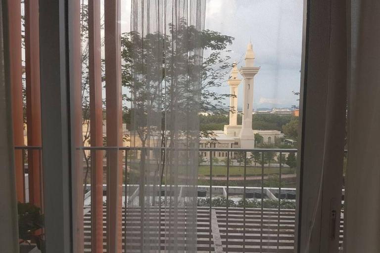 Private studio at Bukit Jelutong - B&B Shah Alam