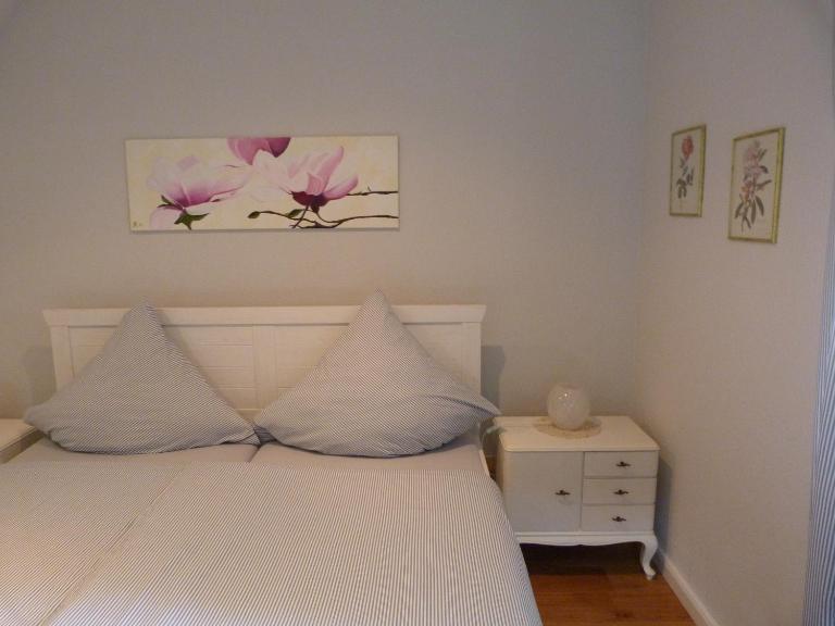 Gästezimmer Am Hüstert - Bed and Breakfast Adenau