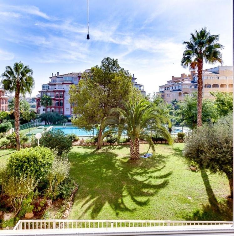 Appartement Torre La Mata - Bed and Breakfast Torrevieja