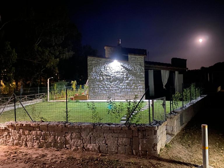 Villa Ibiscus Cala Sinzias - Bed and Breakfast Castiadas