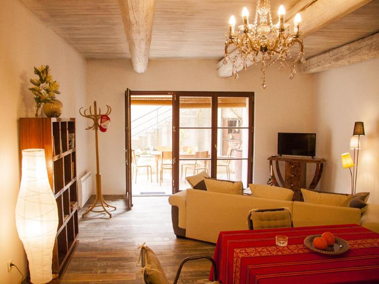 Les fenêtres sur cour - B&B Pézenas