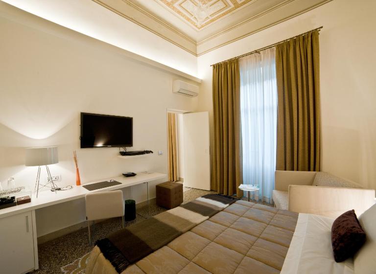 Town House Cavour - Chambres d'hôtes Reggio de Calabre