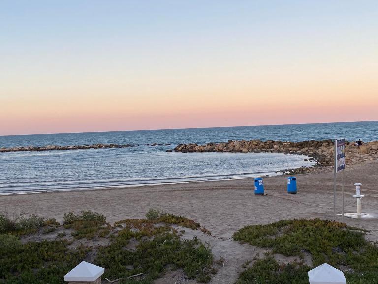 1era linea de playa VILLA MARGARET Cullera Marenyet - Bed and Breakfast Cullera