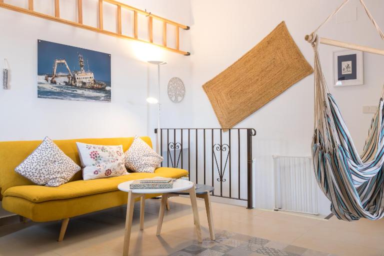 La Vila Feliz, gemütliche private Duplex-Ferienwohnung im typischen Fischerhaus mit fantastischem Meerblick - Ferienwohnung Villajoyosa