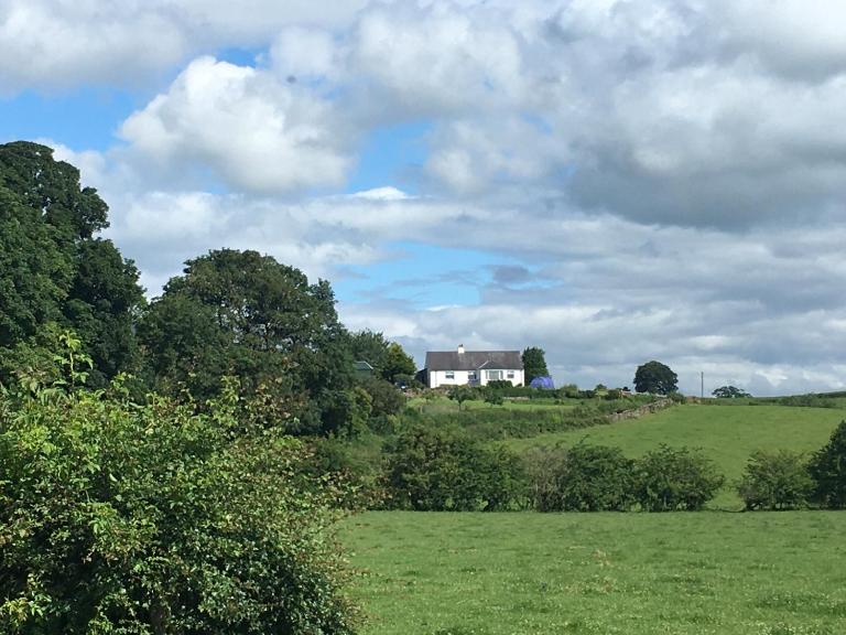 Jacquie's B&B -Dumfries-Room with a view - B&B Dumfries