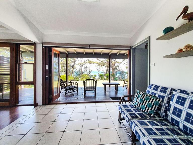 'Point Break' Your Waterfront Break at the Point - Bed and Breakfast Sanctuary Point