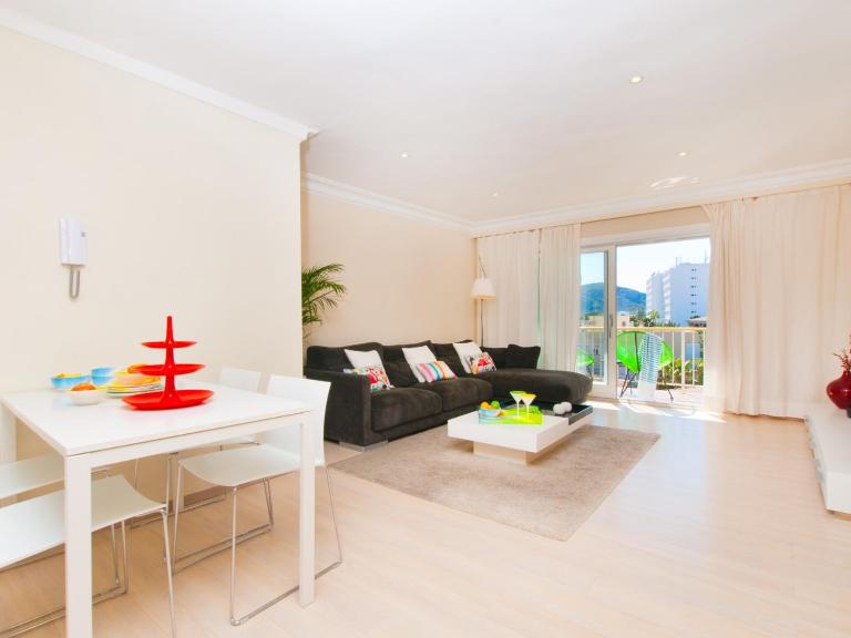 Apartment Corales de Mar in Alcudia with Sea View, by BeBreeze - B&B Alcúdia