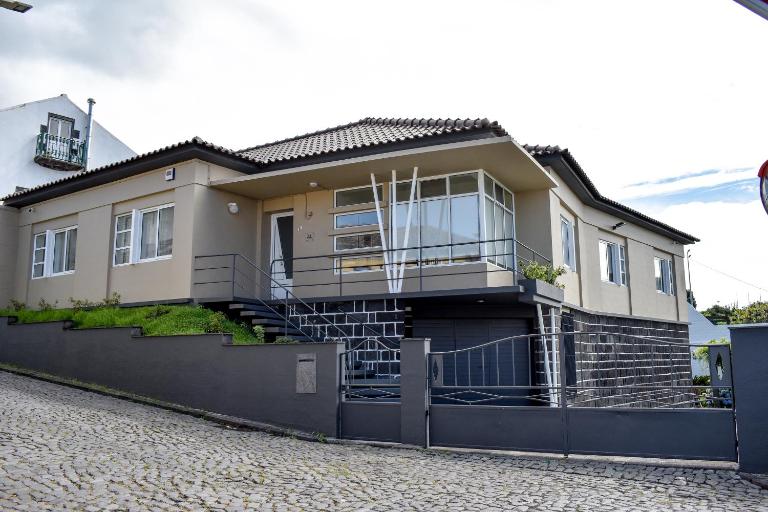 A Casa do Outeiro - Ferienwohnung Ribeira Grande