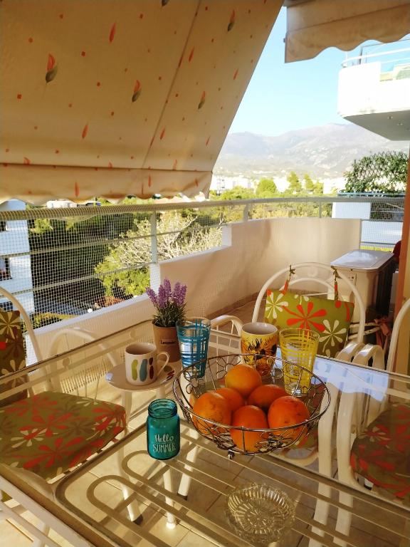 Thalia Apartment in Kalamata, 15' walk from the city center and the beach - B&B Kalamata