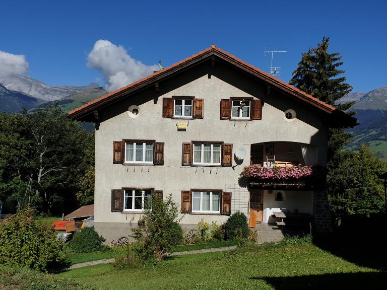 Ferienwohnung Antonia - Chambres d'hôtes Surcuolm