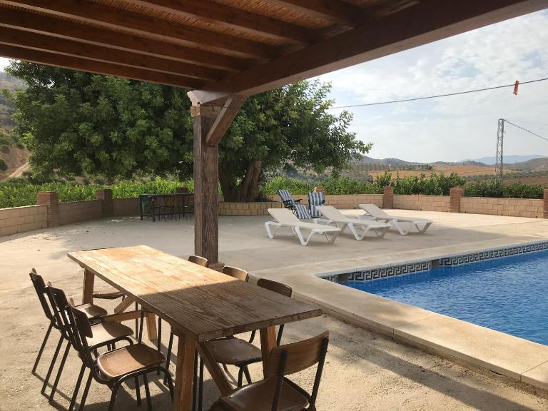 Casa rural Los Caballos Finca Los Pelaeros - B&B Alora