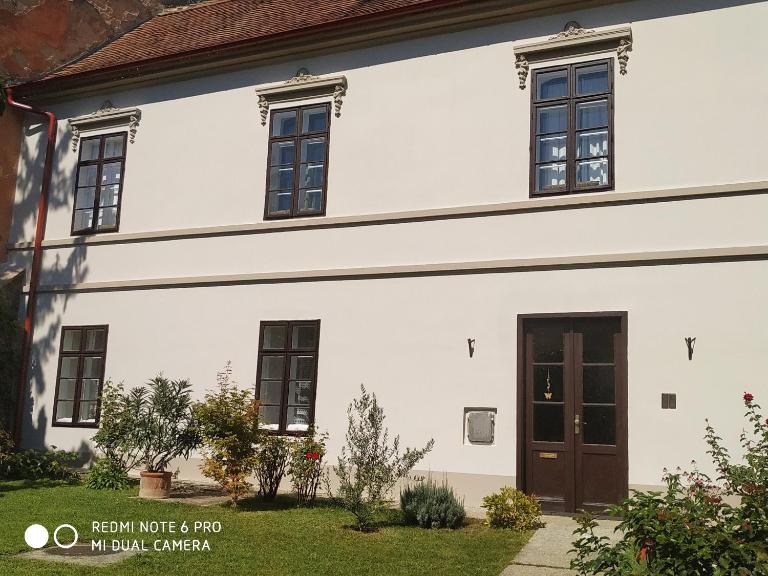 Centrum Szíve - Ferienwohnung Fünfkirchen
