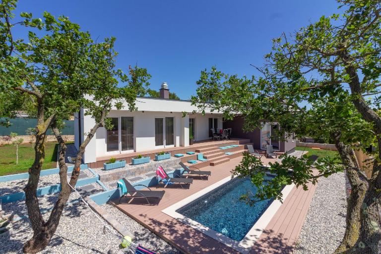 Villa Senorita in Pula with Pool - B&B Pula
