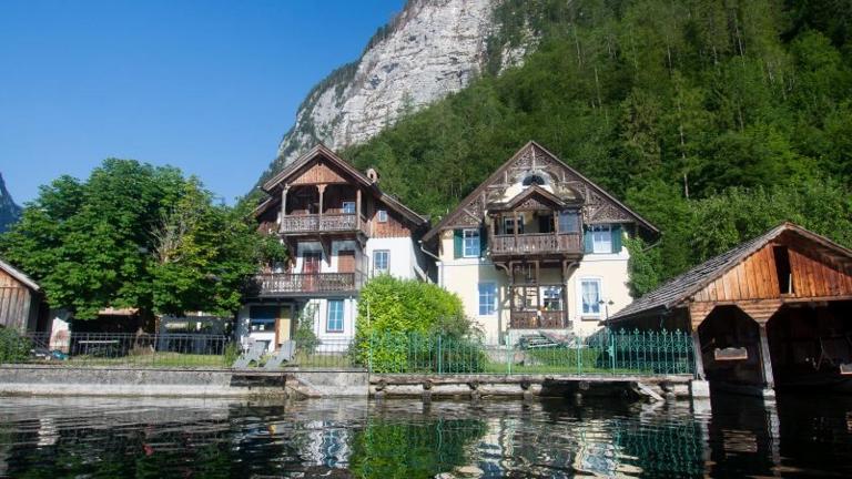 KraftTanken direkt am See - B&B Hallstatt