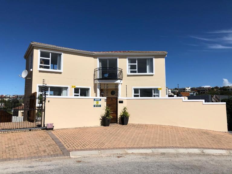'On Point' Beach House - Jeffreys Bay - B&B Jeffreys Bay