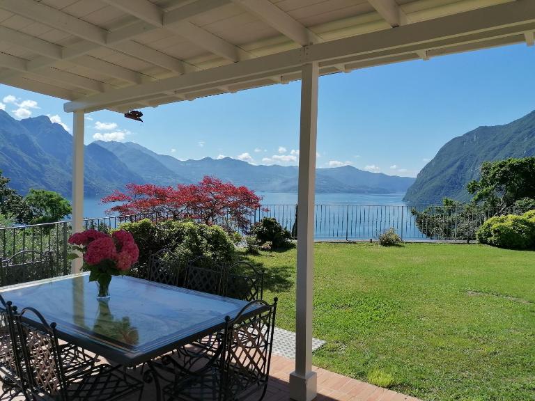 Villa Daniela - Ferienwohnung Riva di Solto