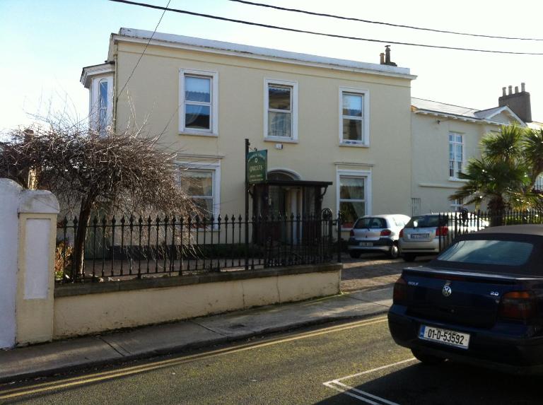 Windsor Lodge B&B - Bed and Breakfast Dún Laoghaire