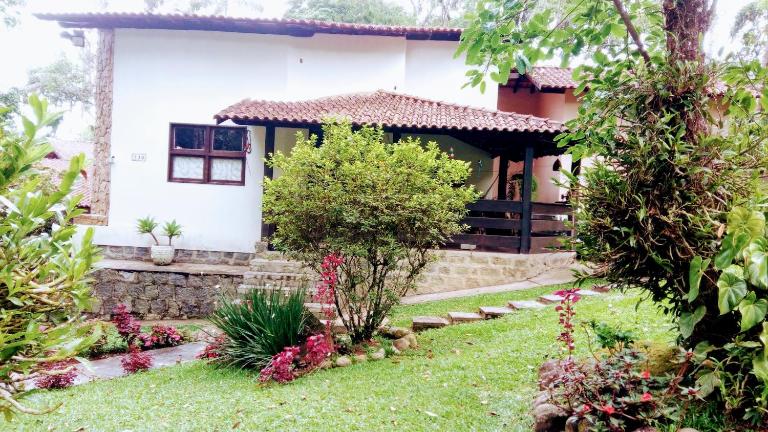 Mansão Adonai nas Cachoeiras de Penedo - B&B Penedo