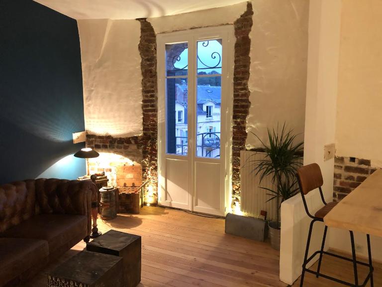 Appartement avec Balcon - Vue mer - 100m de la plage - Hypercentre - 55m2 - B&B Villers-sur-Mer