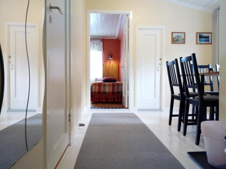 Ullaredsgården Bed & Breakfast - Ferienwohnung Ullared