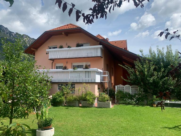 Apartma Metka - B&B Mojstrana