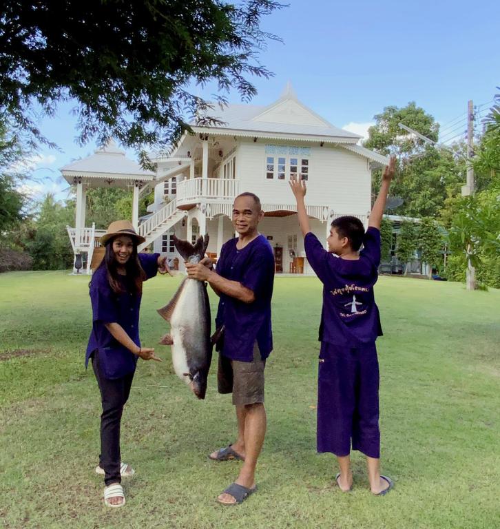 Rai Lung Tui Homestay - Bed and Breakfast Prachuap Khiri Khan