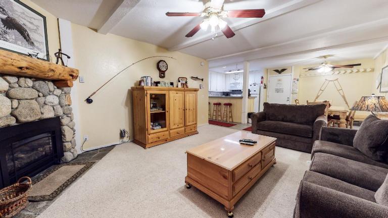 Summit 3 Apartment - B&B Mammoth Lakes