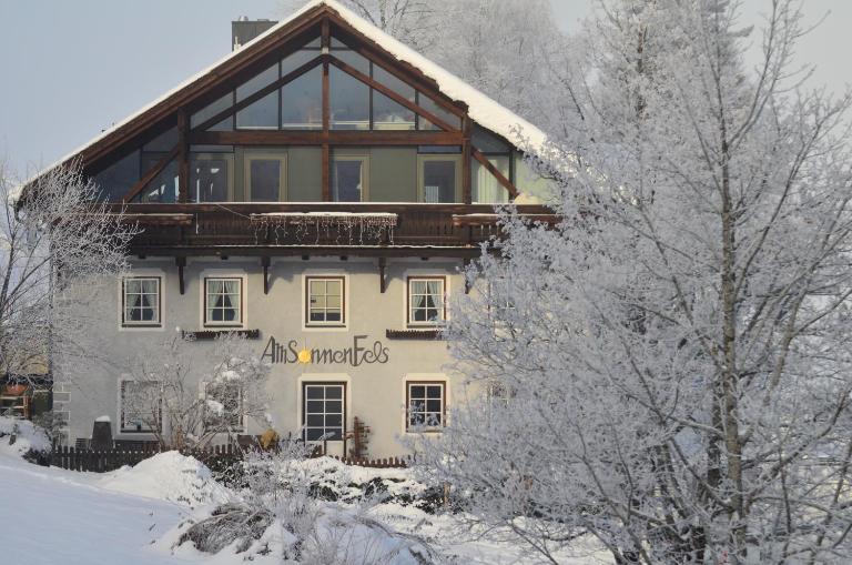 Am Sonnenfels - B&B Lermoos