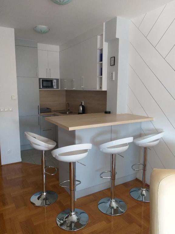 Apartman Jelacic Vinkovci - Ferienwohnung Vinkovci
