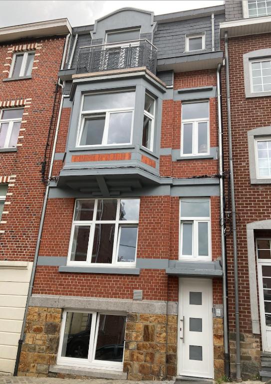 Les Duplex de la Place des Ecoles - B&B Spa