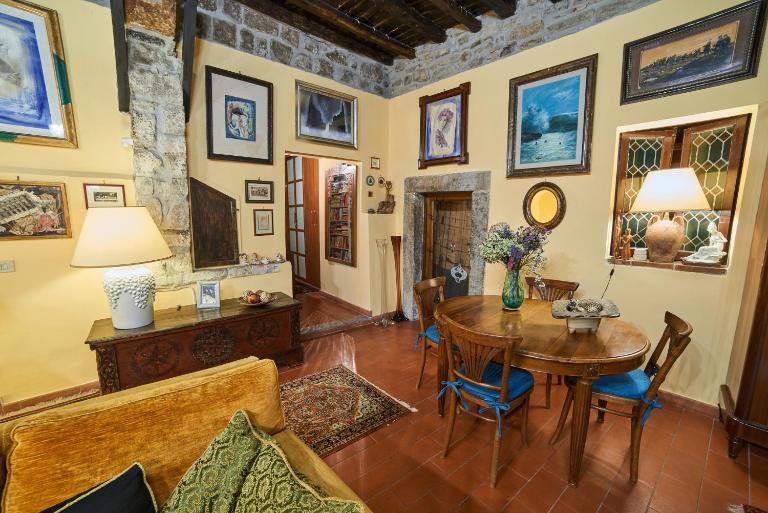 Alloggio Turistico Centro Storico Malatesta - Ferienwohnung Montefiascone