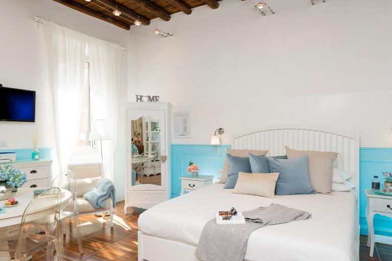Capo Le Case, Romantic Flat near Spanish Steps - B&B Roma