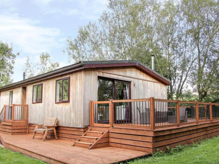 Alder River Lodge Clun Valley Luxury Hot Tub Break - Chambres d'hôtes Craven Arms