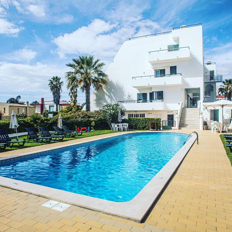 Debimar Apartamentos - B&B Albufeira