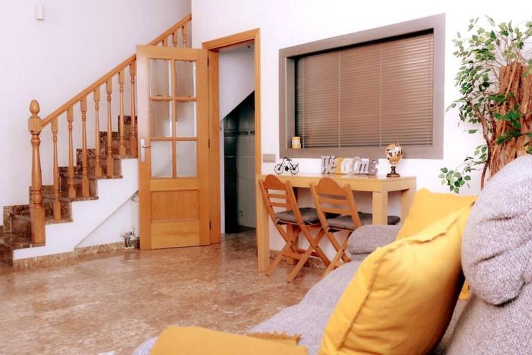 Casa Luna, junto playa y Barcelona Centro - B&B Badalona