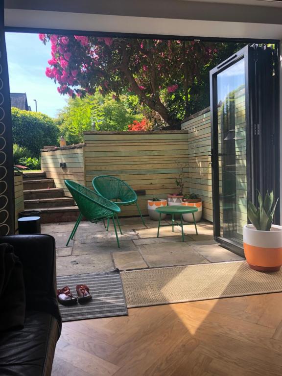 Chorlton Garden Rooms. Relax, work, stay and play. - B&B Manchester