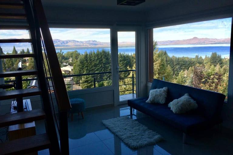 "Corazon al sur" departamento con vista única al Huapi - B&B Bariloche