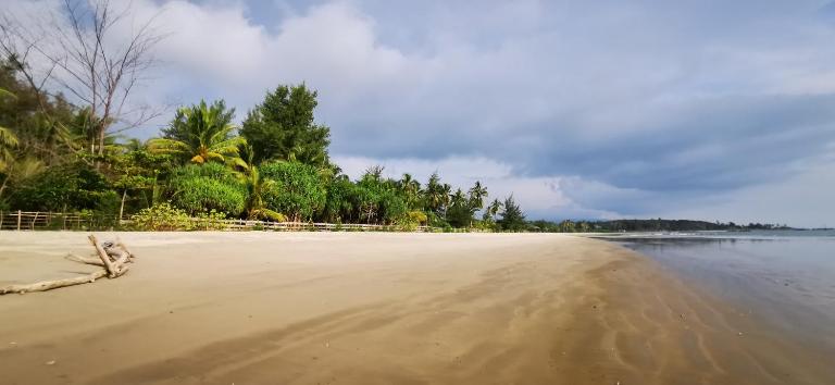 Pantai Camara Homestay - Chambres d'hôtes Rorahmakam