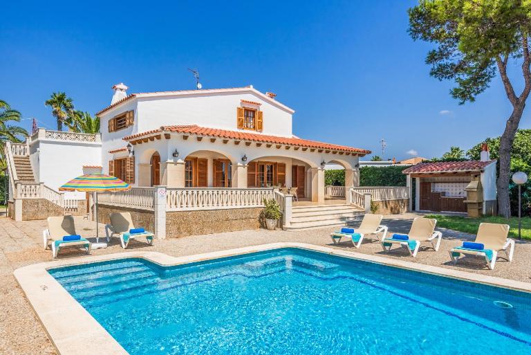 Villa Menorca Jalima 1 by Mauter Villas - Chambres d'hôtes Cala Blanca
